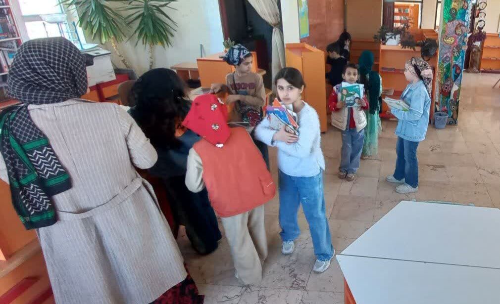 جشن امانت‌گیری کتاب در مرکز روانسر