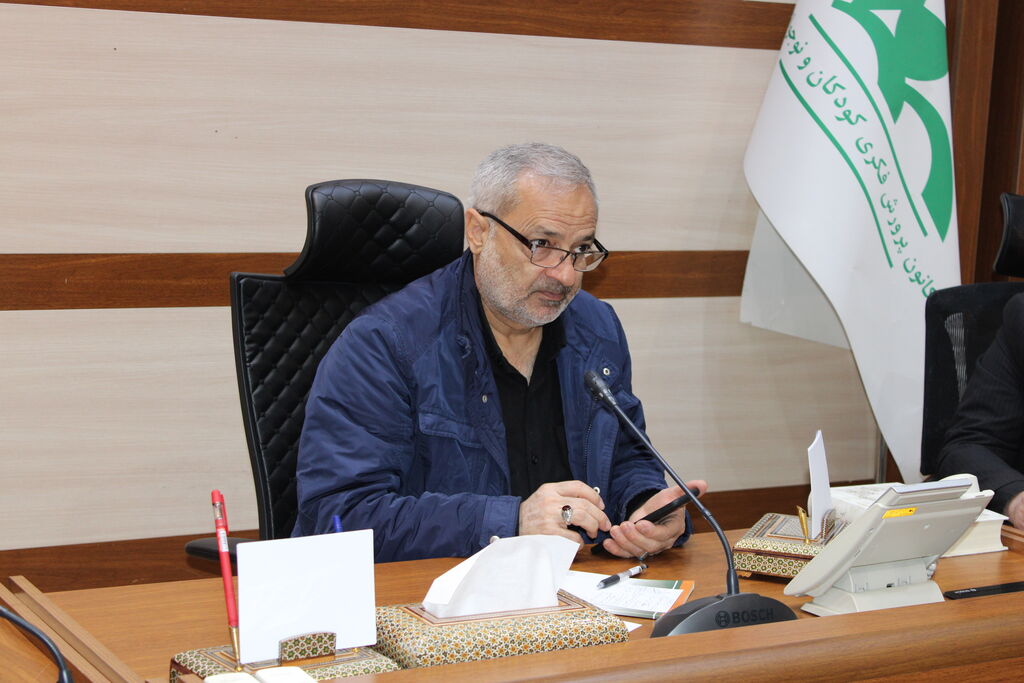 نشست شورای معاونان کانون با حضور وزیر آموزش و پرورش کانون با استفاده از ظرفیتهایش برای هر شرایطی آماده باشد