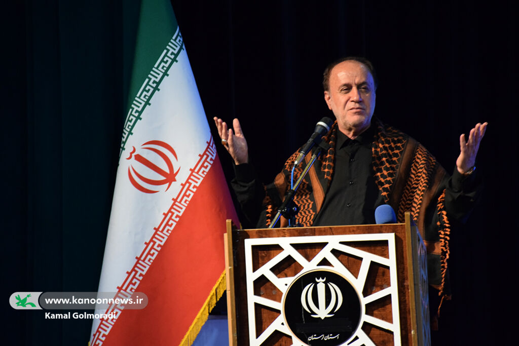 گردهمایی فرهنگیان لرستان استفاده بیش از پیش از ظرفیتهای کانون پرورش فکری
