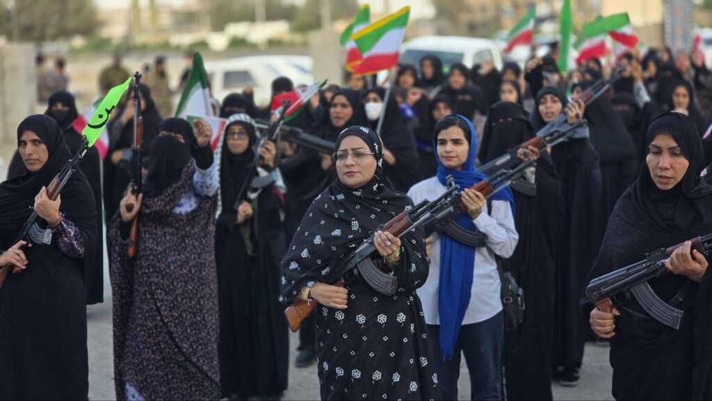 مادران بندر جاسک در بیعت با رهبر بیعت مادرانه با رهبر در بندر جاسک