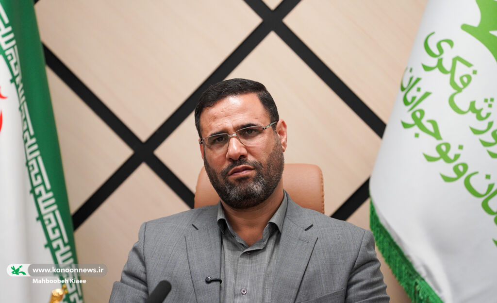 نشست باهمان نکوداشت سعدی سعدی معلمی که جهان را گشت تا پخته شود/ پیام او رفاقت است نه رقابت