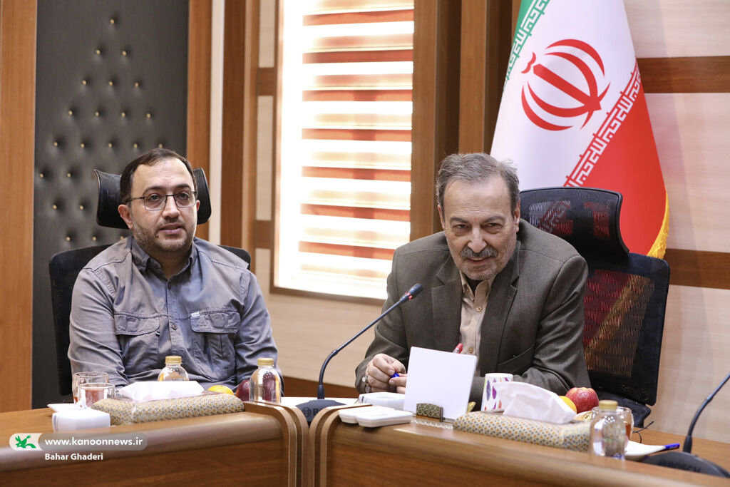 نشست شورای معاونان و مدیران کل کانون با حضور وزیر آموزش و پرورش تحول در کانون پرورش فکری؛ ۱۴۰۵ سالی «متفاوت» برای نسل نو خواهد بود