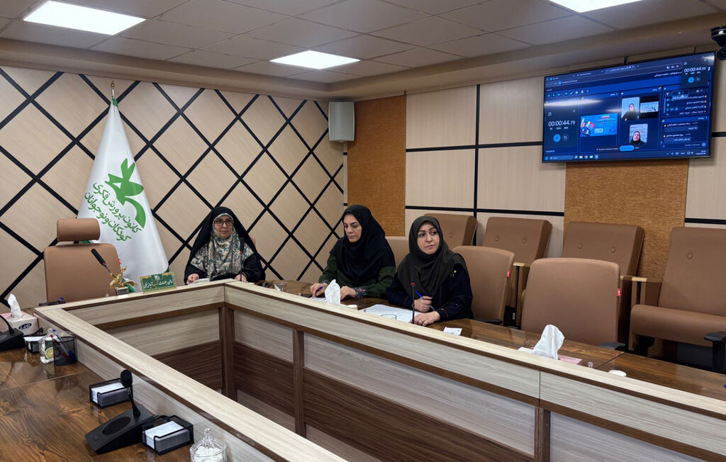 نشست رابطان کانون یاران و معاونان فرهنگی استانها نخستین نشست رابطان «کانونیار» و معاونان فرهنگی استانها برگزار شد
