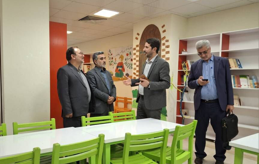 بازدید محمدپاکپه از کانون خراسان شمالی حمایت نماینده مجلس از توسعه بخش سیار و طرحهای علمی کانون
