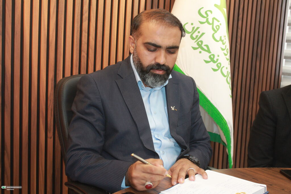 فراخوان دومین جشنواره ملی «رادیو رود» با محوریت اشعار قیصر امینپور منتشر شد