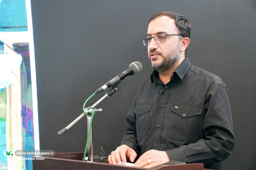آیین رونمایی از کتاب «این آپارتمان روح ندارد» در نمایشگاه کتاب کانون ادبیات کودک باید زیست نوین آپارتماننشینی را روایت کند