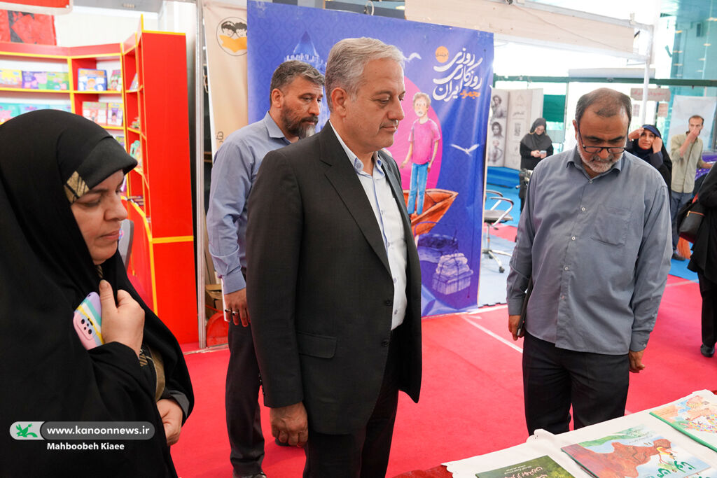 شور کتابخوانی در یازدهمین روز نمایشگاه کتاب کودک و نوجوان تاکید بر توسعه فعالیتهای فرهنگی کودک و نوجوان