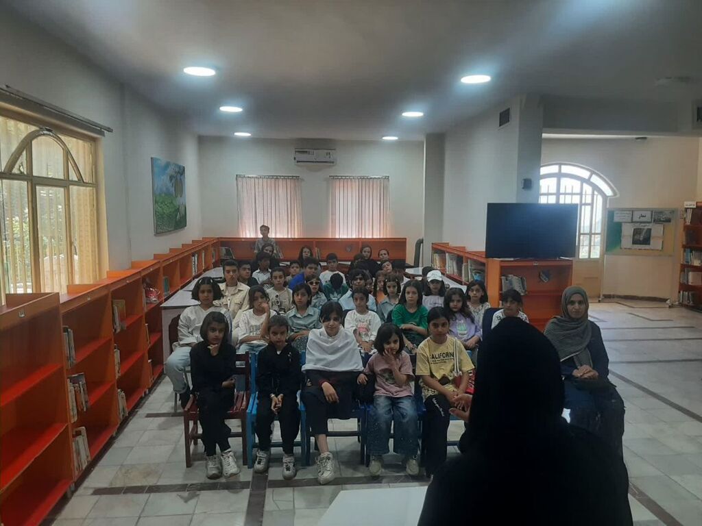 کرمانشاه. نودشه. جشن کانون نودشه به برگزاری جشن آغاز برنامههای تابستان پرداخت