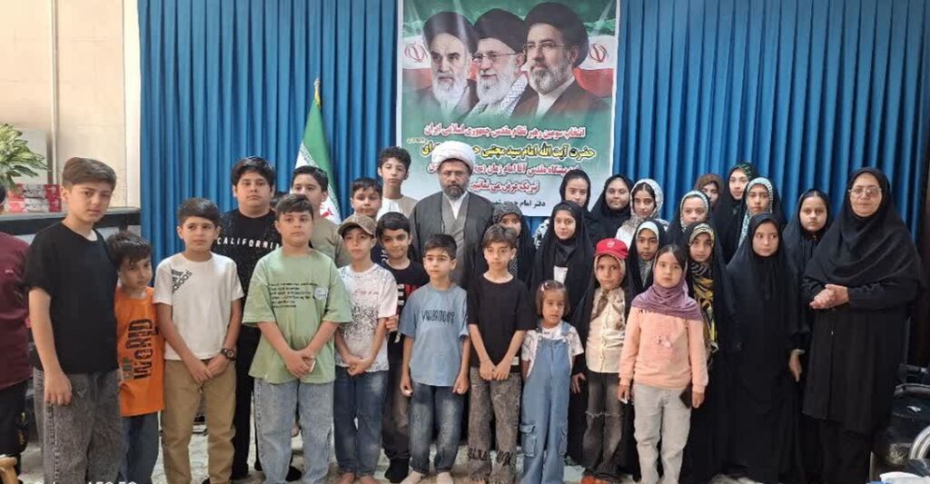 کرمانشاه. کنگاور. دیدار با امام جمعه دیدار اعضای کانون کنگاور با امام جمعه شهرستان