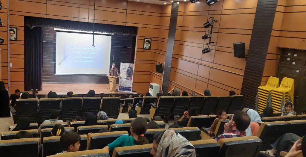 کرمانشاه. مرکز شماره ۴. کودکان کار اجرای برنامه مشترک مرکز شماره ۴ کانون کرمانشاه و بهزیستی