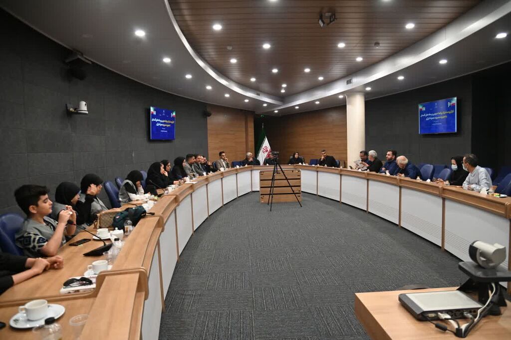 مشارکت اعضای نوجوان کانون در نشست رسانهای استانداری گلستان مشارکت اعضای نوجوان کانون در نشست رسانهای استانداری گلستان