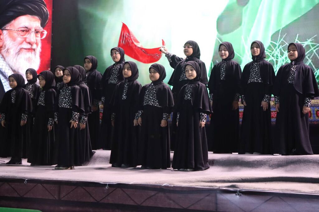 چهارمین گردهمایی کودکان عاشورایی همنوایی کودکان ایران با پیام عاشورا در سومین روز محرم