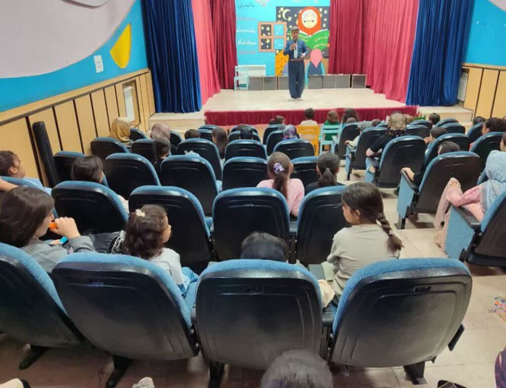 کرمانشاه. روانسر . محیط زیست کانون روانسر به اجرای فعالیتهای زیستمحیطی پرداخت