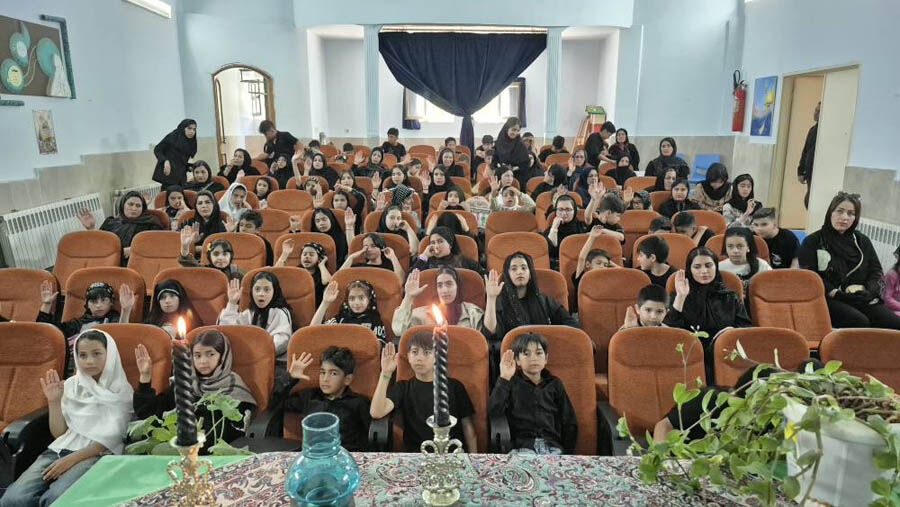 «میهمانان کوچک امام حسین (ع)» در مراکز کانون استان اردبیل گرد هم آمدند