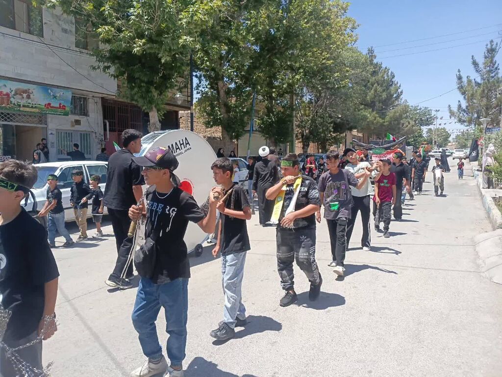 کودکان عاشورایی.مراکز سمنان حماسهی «کودکان عاشورایی» در بیارجمند