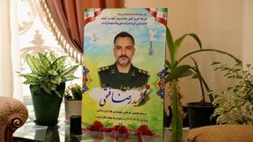 مردی که سایه‌اش بر زمین ماند؛ و نامش به آسمان رسید
