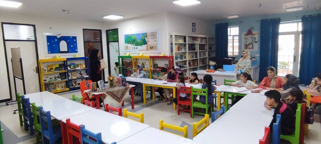 برگزاری کارگاه معرفی شخصیت محتشم کاشانی و معرفی کتاب "تشنهلبان" برگزاری کارگاه معرفی شخصیت محتشم کاشانی و معرفی کتاب "تشنهلبان"