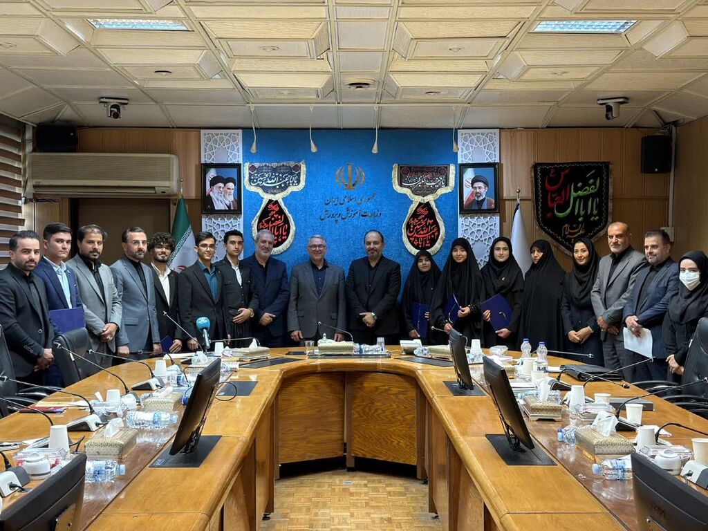 کرمانشاه. جوانرود. موفقیت انتصاب عضو ارشد کانون جوانرود به عنوان مشاور دانشآموزی وزیر آموزش و پرورش