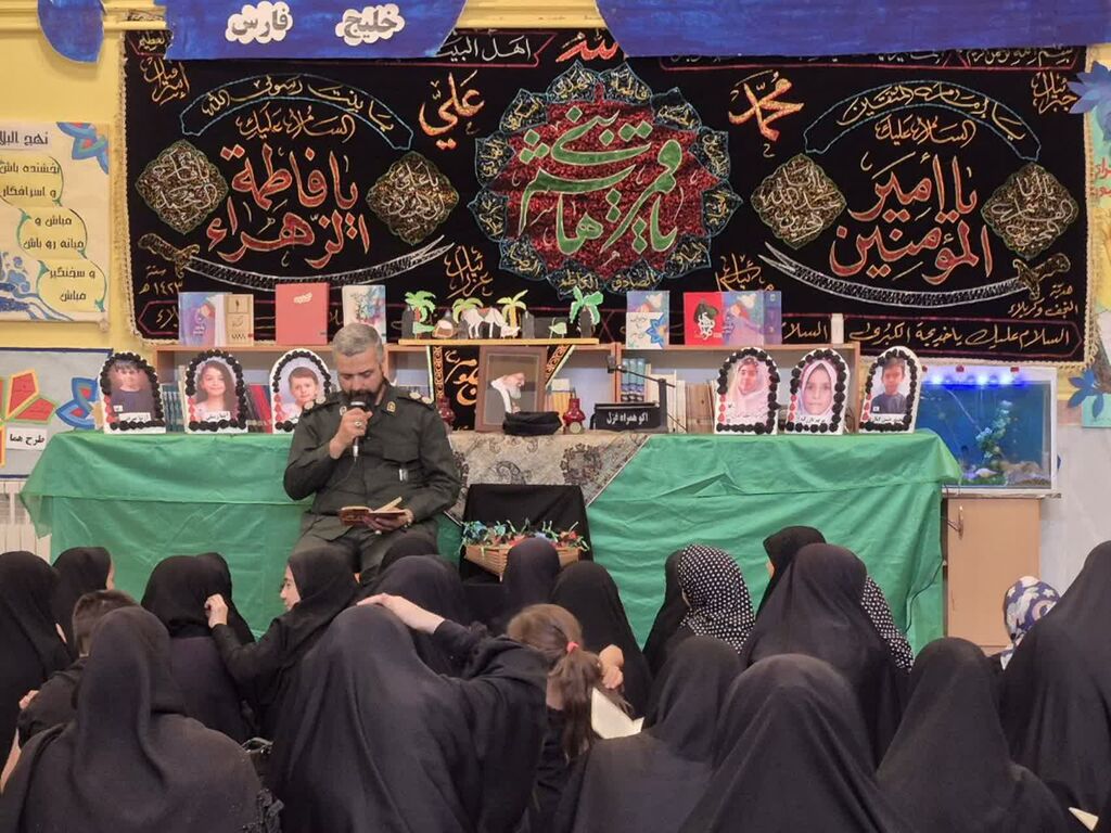 کودکان عاشورایی اجرای «قرار نوجوان» در کانون شهر مریانج