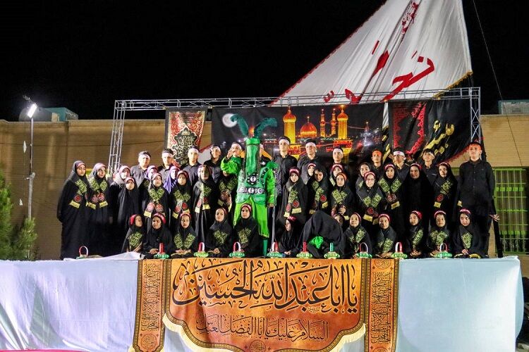 برگزاری باشکوه مراسم عاشورا در کانون پرورش فکری زیار با حضور پرشور مردم برگزاری باشکوه مراسم شب عاشورا در کانون پرورش فکری زیار با حضور پرشور مردم