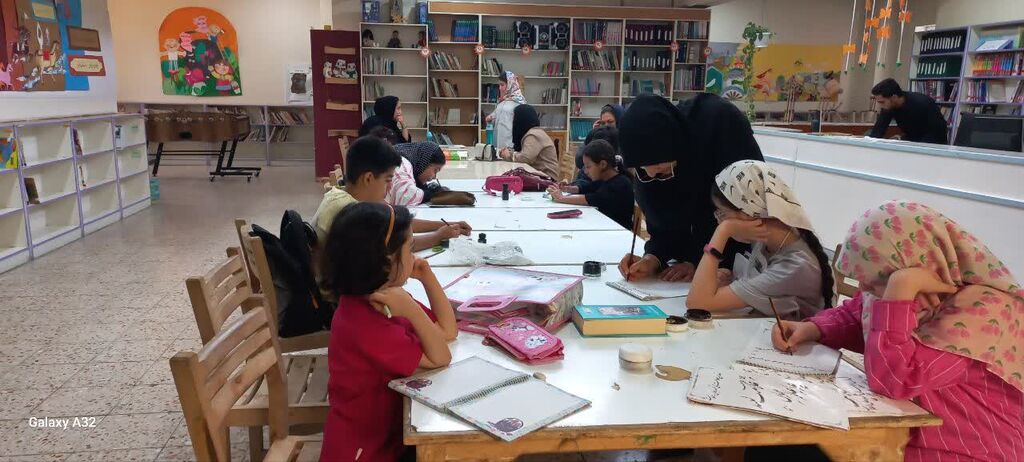 سمنان1405 آغاز فصل تابستان با برنامههای متنوع فرهنگی و هنری در مرکز گرمسار کانون پرورش فکری