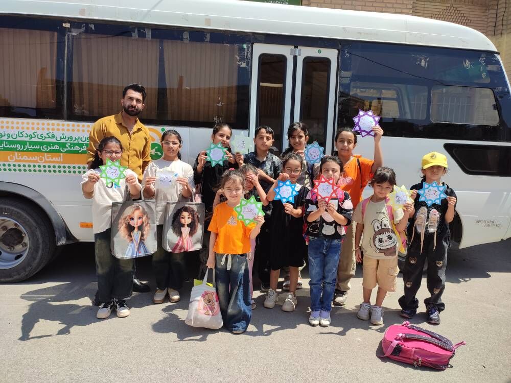 سمنان1405 ترویج فرهنگ کتابخوانی با طعم هنر در روستای محمدآباد میامی