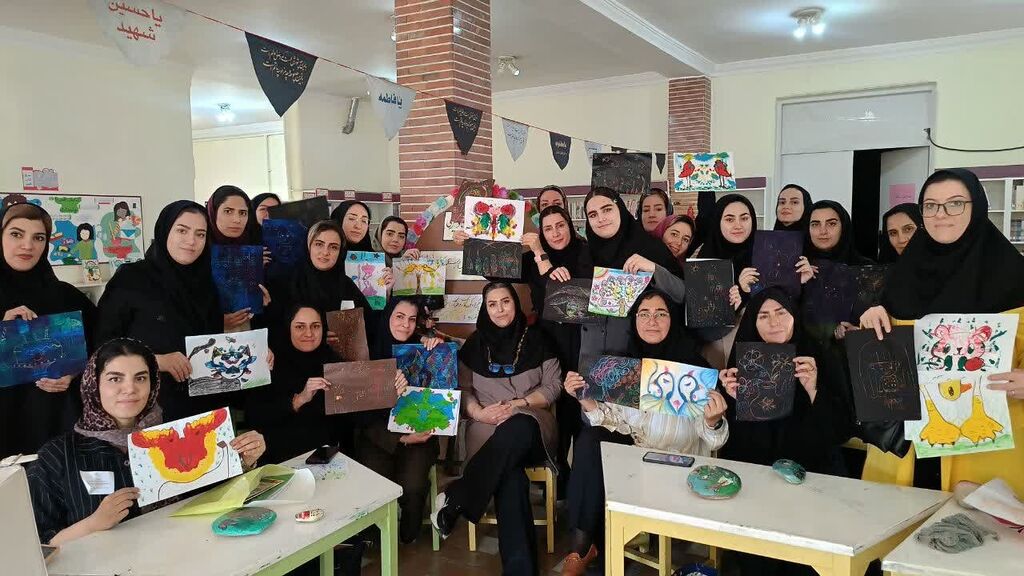 برگزاری دوره آموزشی «راهبردهای تربیت و یادگیری» ویژه مربیان پیشدبستانی در کانون البرز برگزاری دوره آموزشی «راهبردهای تربیت و یادگیری» ویژه مربیان پیشدبستانی در کانون البرز