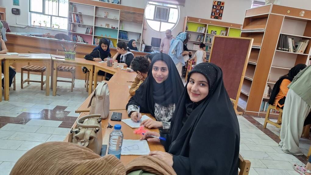 سمنان1405 برگزاری اردوی خلاقانه «مادر و فرزند» در مرکز شماره ۲ کانون دامغان