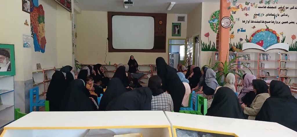 نشست هماندیشی والدین در کانون صفاشهر با هدف ترویج فرهنگ کتابخوانی نشست هماندیشی والدین در کانون صفاشهر با هدف ترویج فرهنگ کتابخوانی