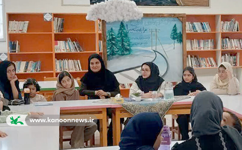 پویش«۴ کتاب ۴ فصل» برای خانواده‌ها در یزد برگزار شد