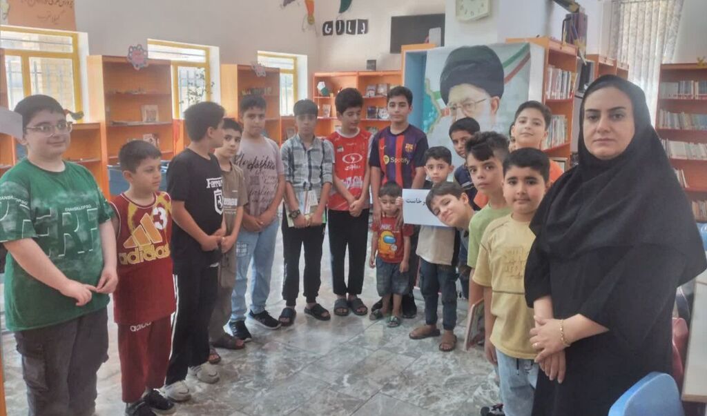 کرمانشاه. گیلانغرب. رهبر شهید یاد و خاطره رهبر شهید در کانون گیلانغرب گرامی داشته شد