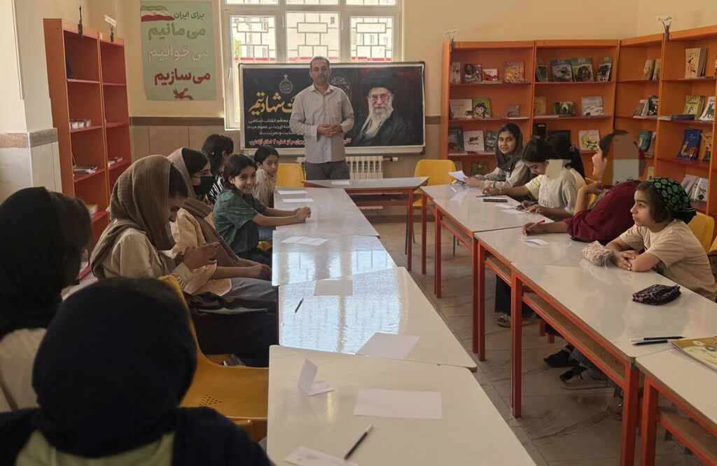 ویژهبرنامه «باید برخاست» در مرکز شماره ۳ کانون اسلامآباد غرب برگزار شد
