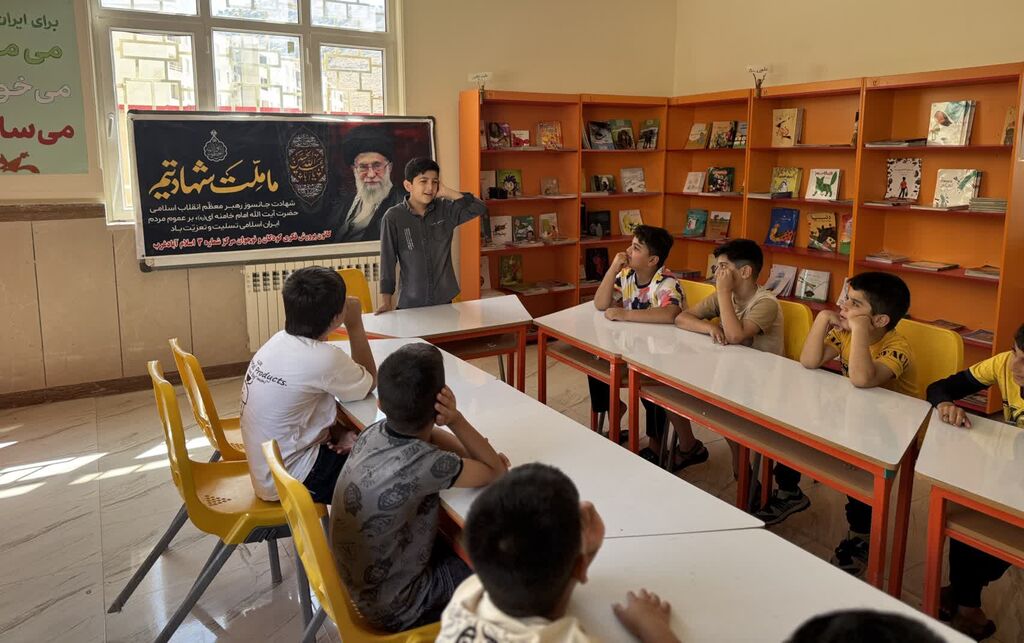 ویژهبرنامه «باید برخاست» در مرکز شماره ۳ کانون اسلامآباد غرب برگزار شد
