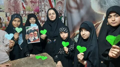 ویژه برنامه های فرهنگی به مناسبت وداع با رهبر شهید قائد اعظم حضرت آیت الله خامنه ای در مراکز کانون پرورش فکری کودکان و نوجوانان استان آذربایجان غربی