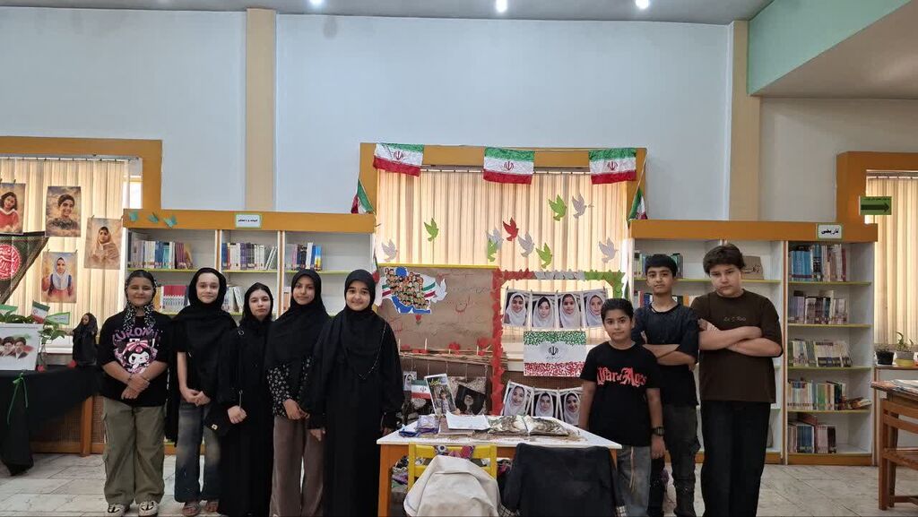 قرچک 2 ویژهبرنامه «از سفره مهربانی تا قلههای فردا» در مرکز فرهنگیهنری شماره ۲ قرچک