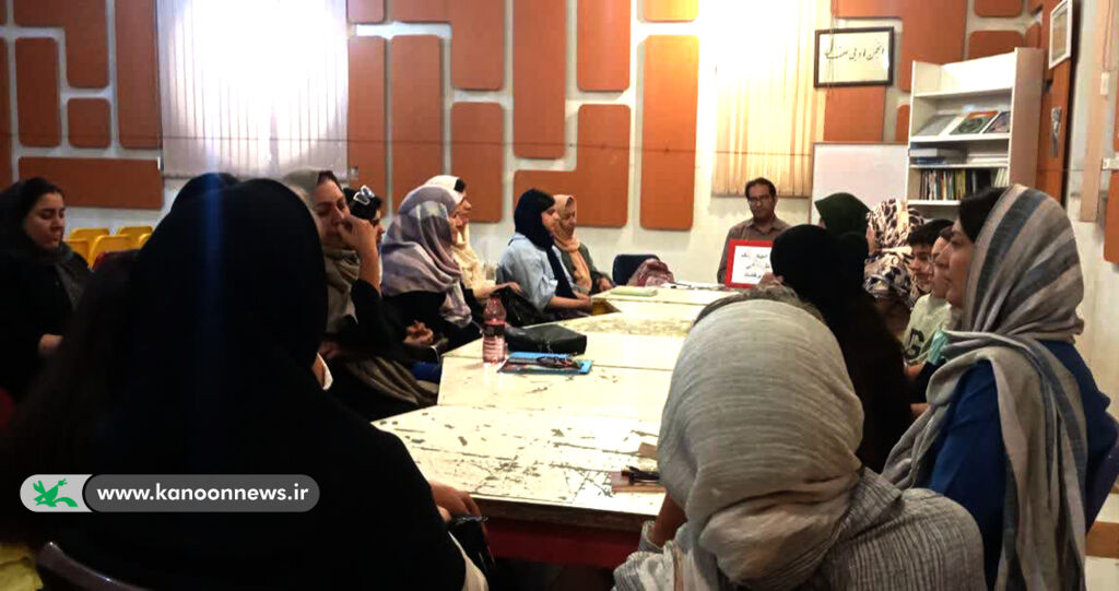 گرامیداشت روز ملی ادبیات کودک و نوجوان در کانون لرستان گرامیداشت روز ملی ادبیات کودک و نوجوان در کانون لرستان