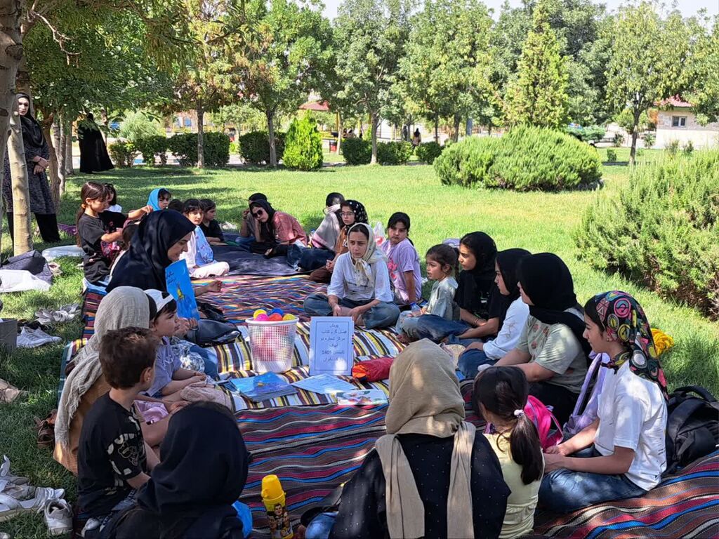 مراکز کانون استان قزوین به مناسبت فصل تابستان ویژه برنامه پویش «فصل گرم کتاب» برگزار کردند