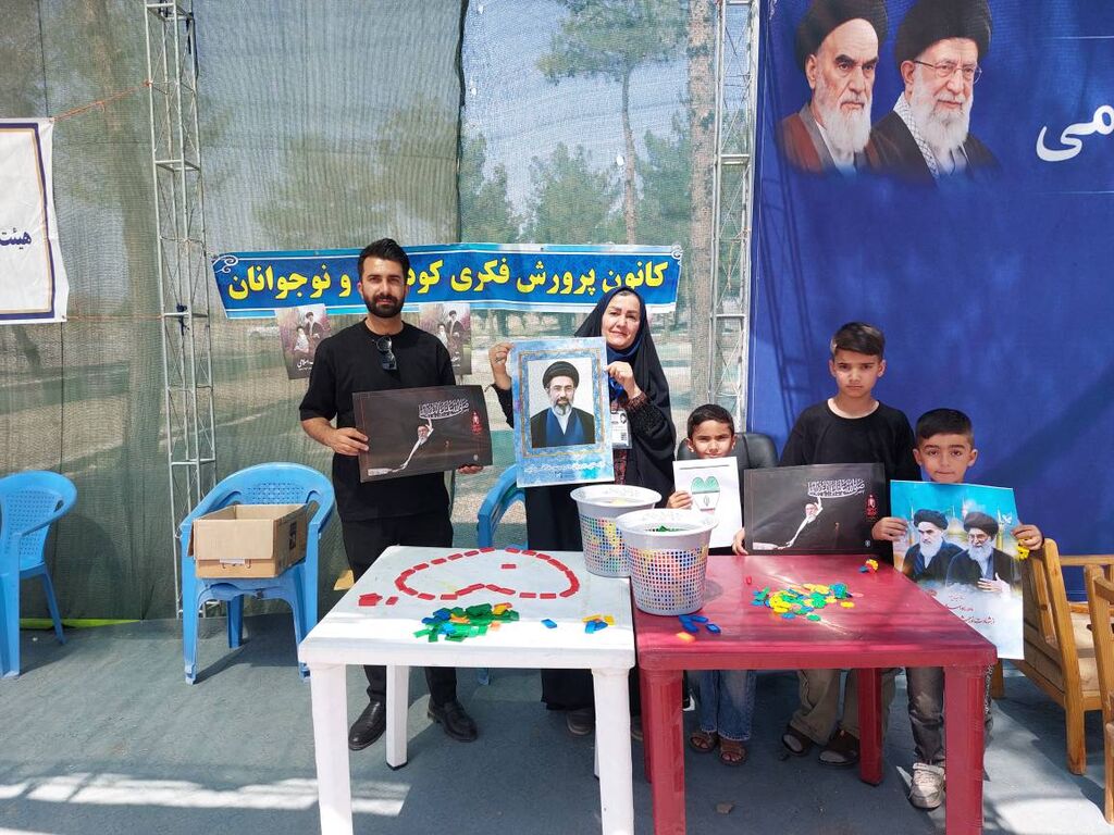 کانون پرورش فکری میامی با «کاروان خورشید» به استقبال زائران رهبر شهید رفت