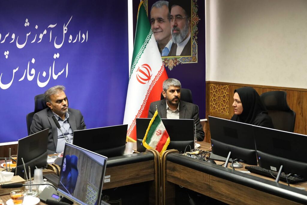 آغاز پویش بزرگ کتابخوانی کودکان فارس؛ راویان فردای ایران
