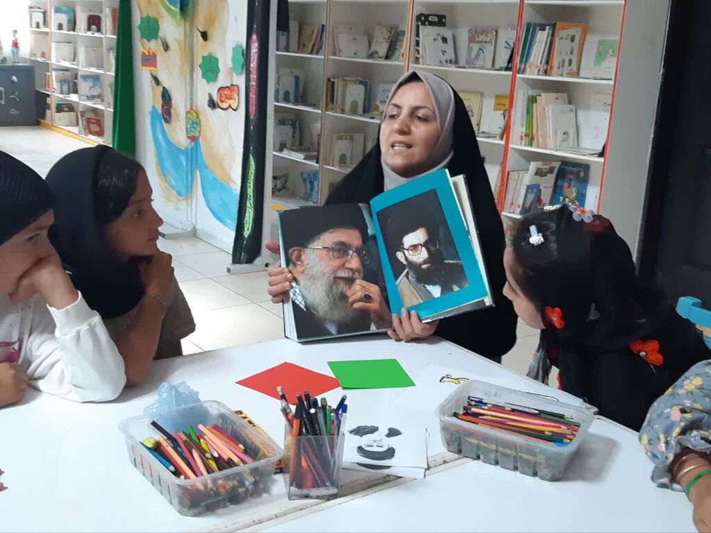 یاد رهبر شهید در کانون شهرستان شوط  گرامی داشته شد