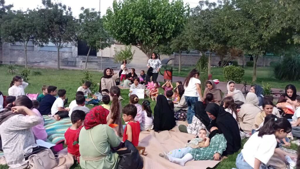 مراکز کانون استان قزوین به مناسبت فصل تابستان ویژه برنامه پویش «فصل گرم کتاب» برگزار کردند