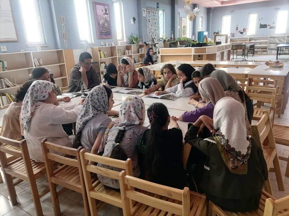 سمنان1405 برنامههای متنوع هنری و کتابمحور برای دختران کودک و نوجوان در شاهرود