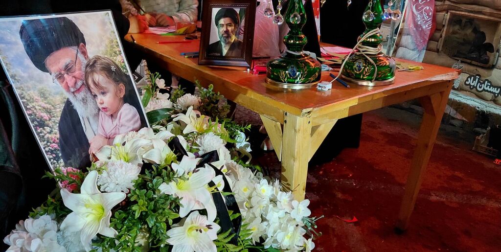 مراکز فرهنگی میزبانی مراکز فرهنگی کانون استان از جاماندگان مراسم تشییع آقای شهید ایران