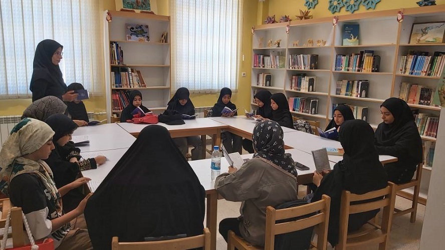 درخشش گوهر حجاب در قلب کودکان اصفهان؛ گرامی‌داشت روز عفاف در کانون‌های گزبرخوار و حبیب‌آباد