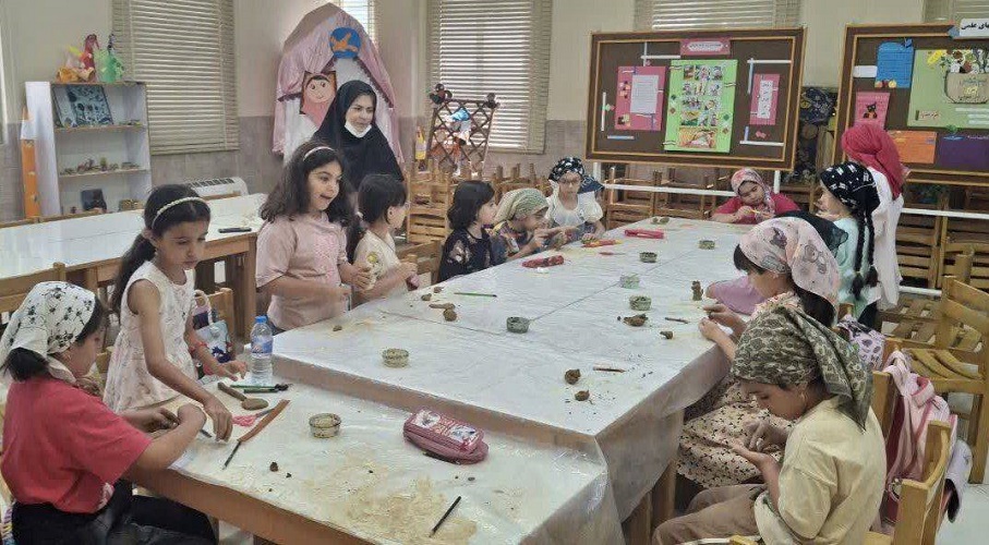 ویژه‌برنامه فرهنگی به یاد رهبر شهید امت در کانون پرورش فکری شاهین‌شهر برگزار شد