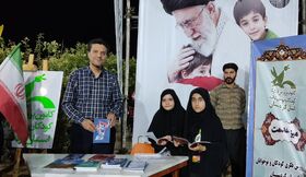 برپایی میز ارتباطات مردمی کانون کردستان در تجمعات شبانه میدان آزادی سنندج