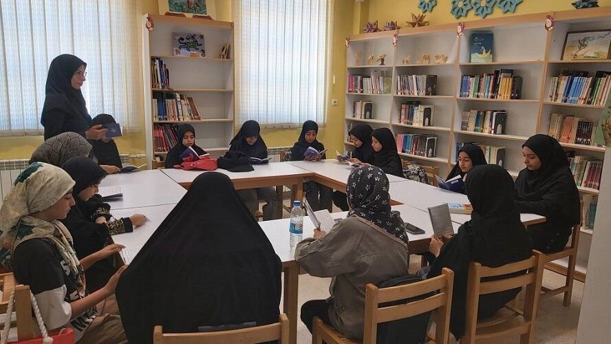 درخشش گوهر حجاب در قلب کودکان اصفهان؛ گرامیداشت روز عفاف در کانونهای گزبرخوار و حبیبآباد درخشش گوهر حجاب در قلب کودکان اصفهان؛ گرامیداشت روز عفاف در کانونهای گزبرخوار و حبیبآباد