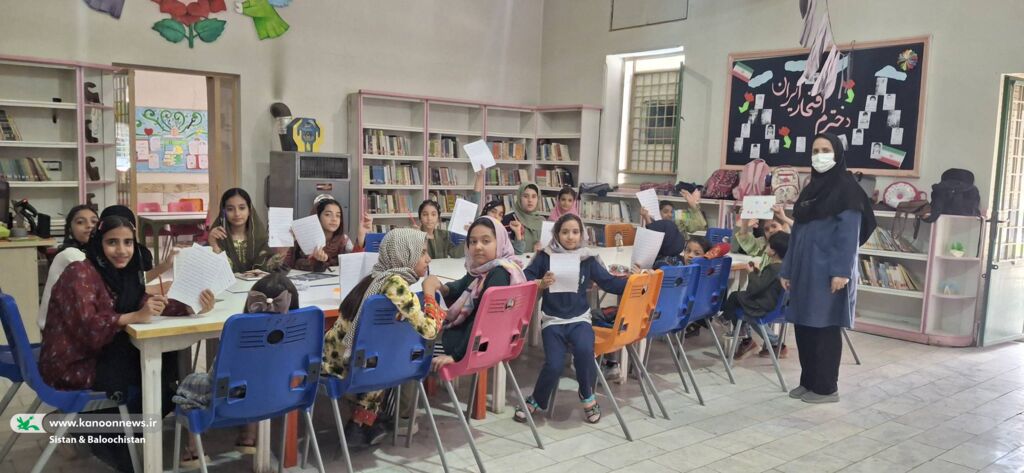 اجرای ویژه برنامه «صدای قصهها» در مراکز فرهنگیهنری کانون سیستان و بلوچستان اجرای ویژه برنامه «صدای قصهها» در مراکز فرهنگیهنری کانون سیستان و بلوچستان