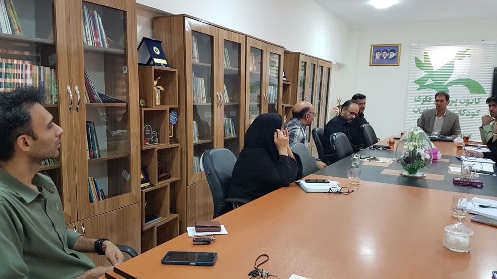 ششمین نشست شورای معاونان کانون کرمانشاه برگزار شد