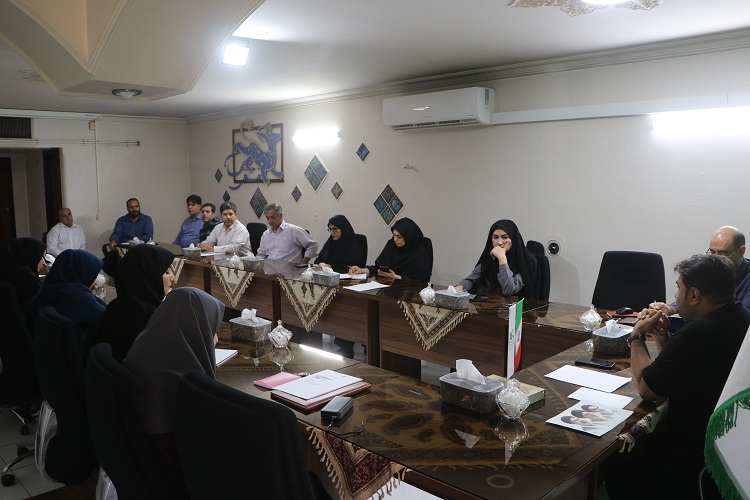 «کانون، خانهای برای صمیمیت و خلاقیت؛» نشست شورای اداری کانون استان اصفهان با تأکید بر مسئولیتپذیری و همافزایی برگزار شد